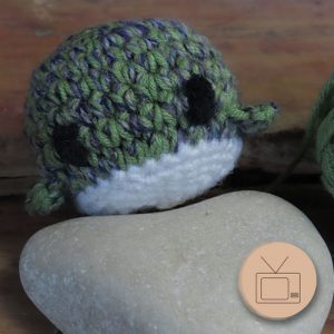 Kisbálna amigurumi